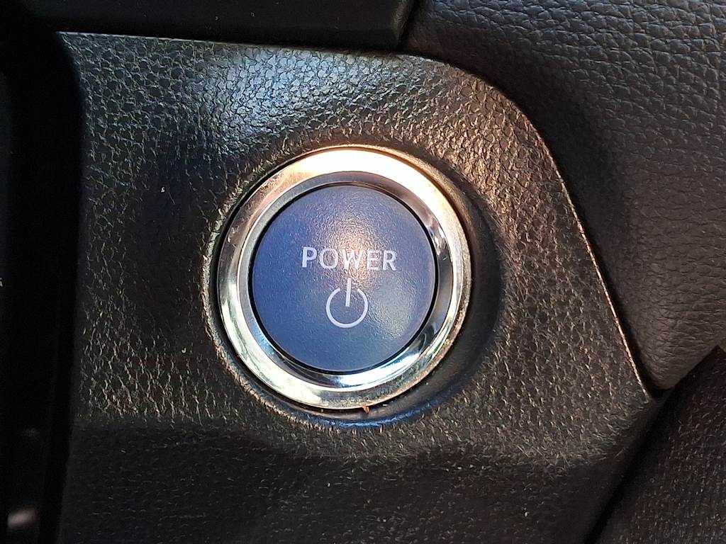 Thumbnail: 2021 Toyota RAV4 - 27