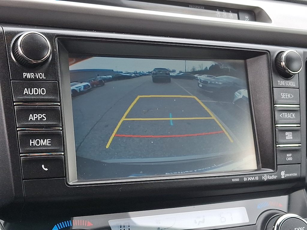 Thumbnail: 2017 Toyota RAV4 - 21