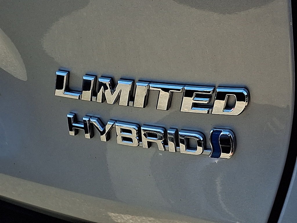 Thumbnail: 2019 Toyota RAV4 - 7