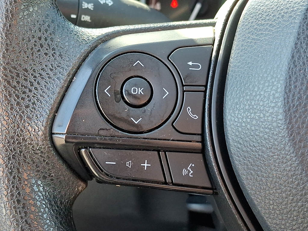 Thumbnail: 2023 Toyota RAV4 - 22