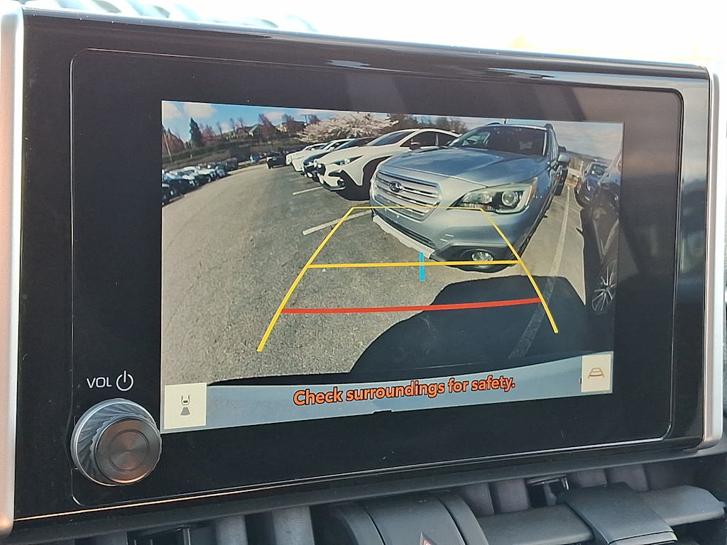 Thumbnail: 2023 Toyota RAV4 - 21