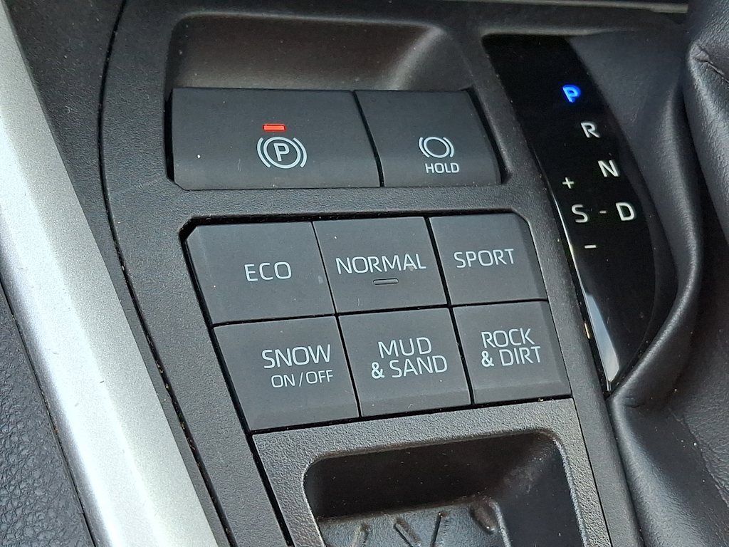 Thumbnail: 2023 Toyota RAV4 - 24