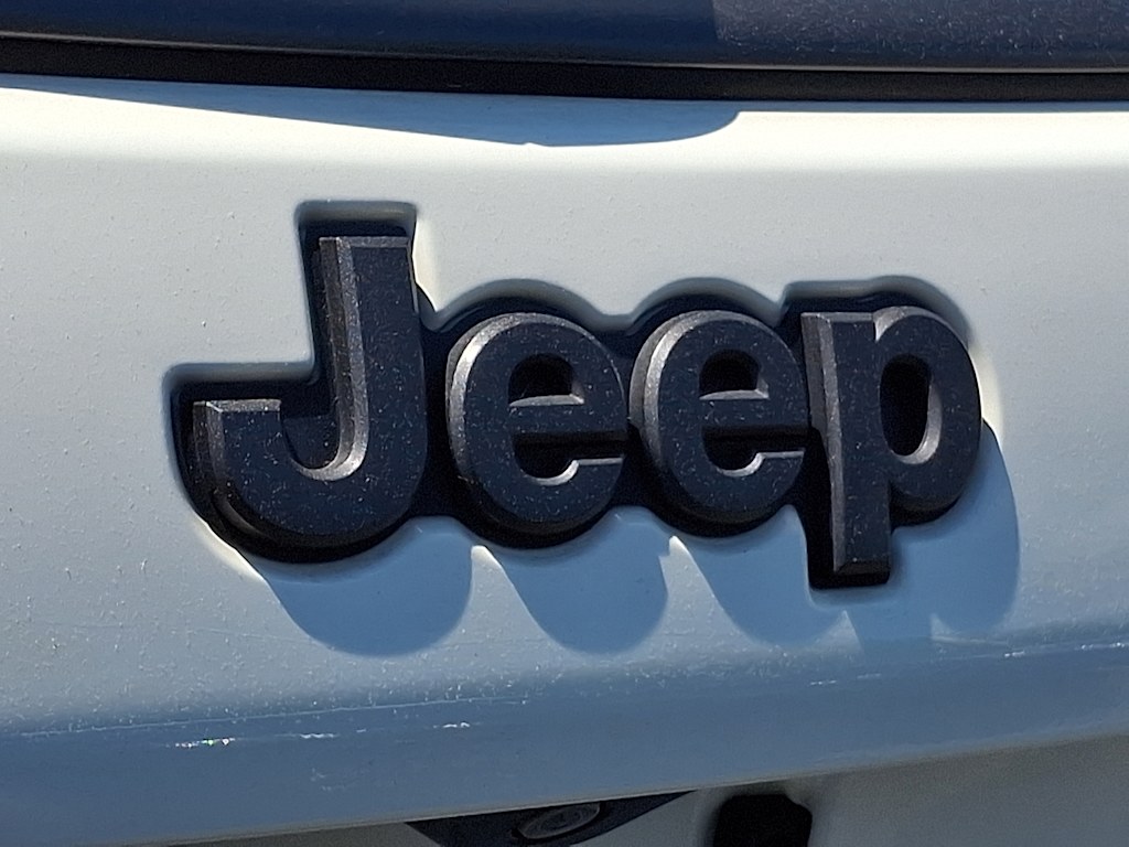Thumbnail: 2020 Jeep Compass - 28