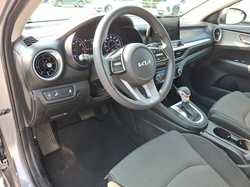 Thumbnail: 2023 Kia Forte - 2