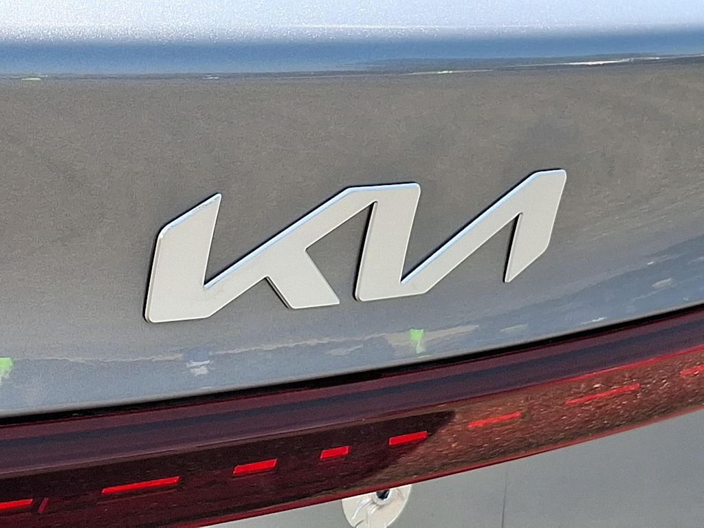 Thumbnail: 2023 Kia Forte - 30