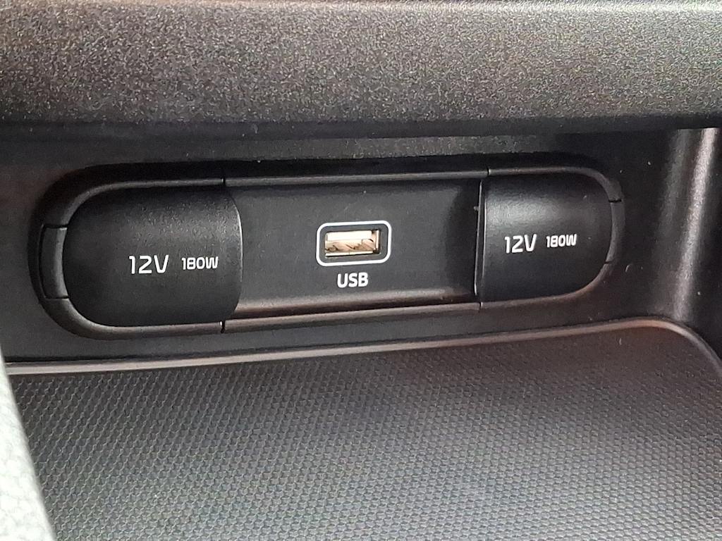Thumbnail: 2023 Kia Forte - 24