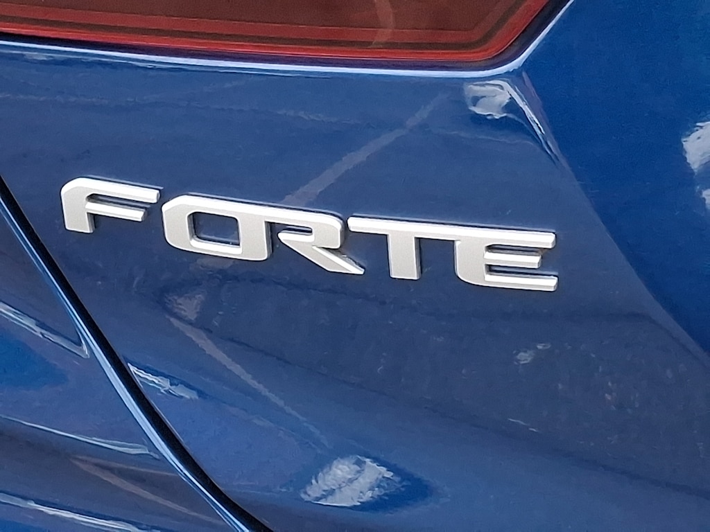 Thumbnail: 2023 Kia Forte - 29