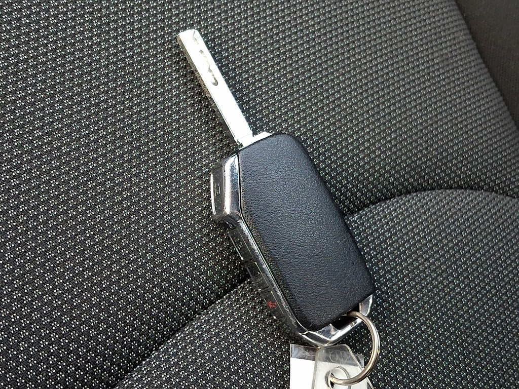 Thumbnail: 2023 Kia Forte - 14