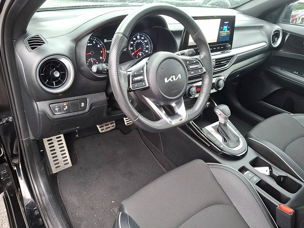 Thumbnail: 2023 Kia Forte - 2