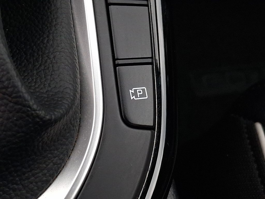 Thumbnail: 2023 Kia Forte - 24