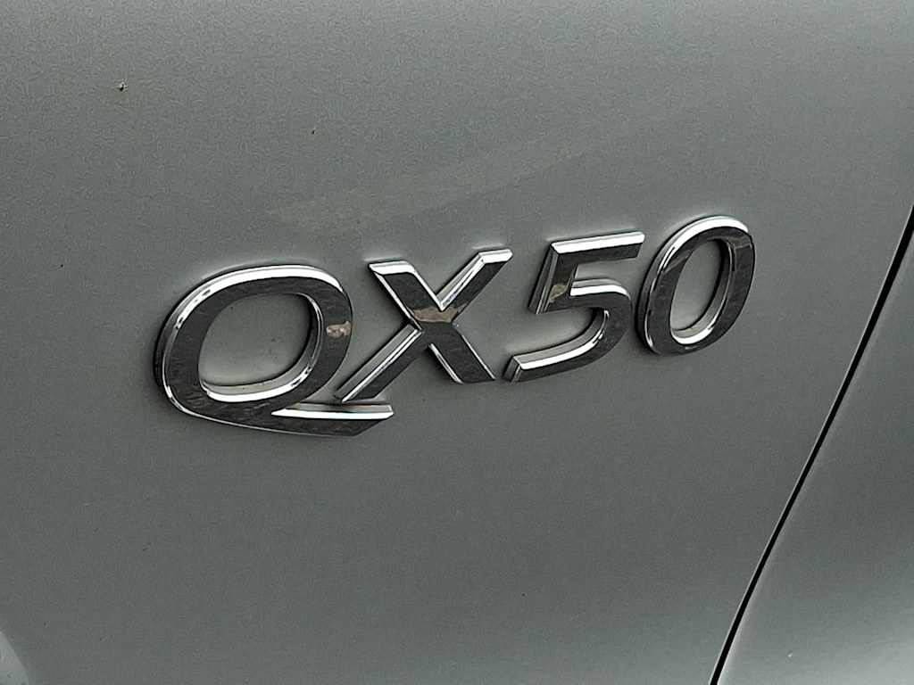 Thumbnail: 2020 INFINITI QX50 - 6