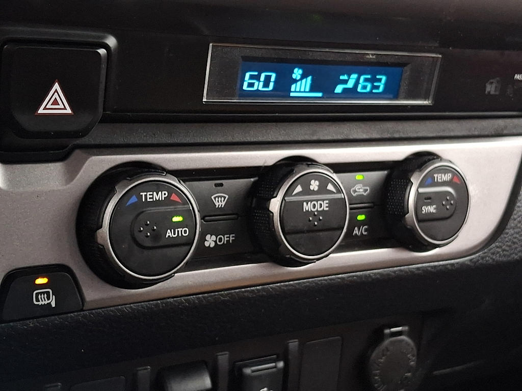 Thumbnail: 2023 Toyota Tacoma - 18