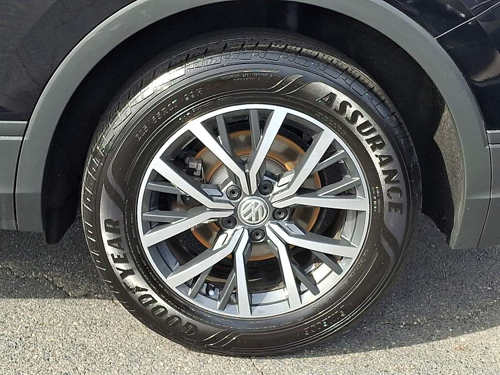 Thumbnail: 2019 Volkswagen Tiguan - 7