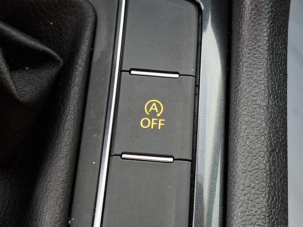 Thumbnail: 2019 Volkswagen Tiguan - 24