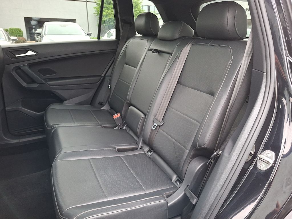 Thumbnail: 2019 Volkswagen Tiguan - 8