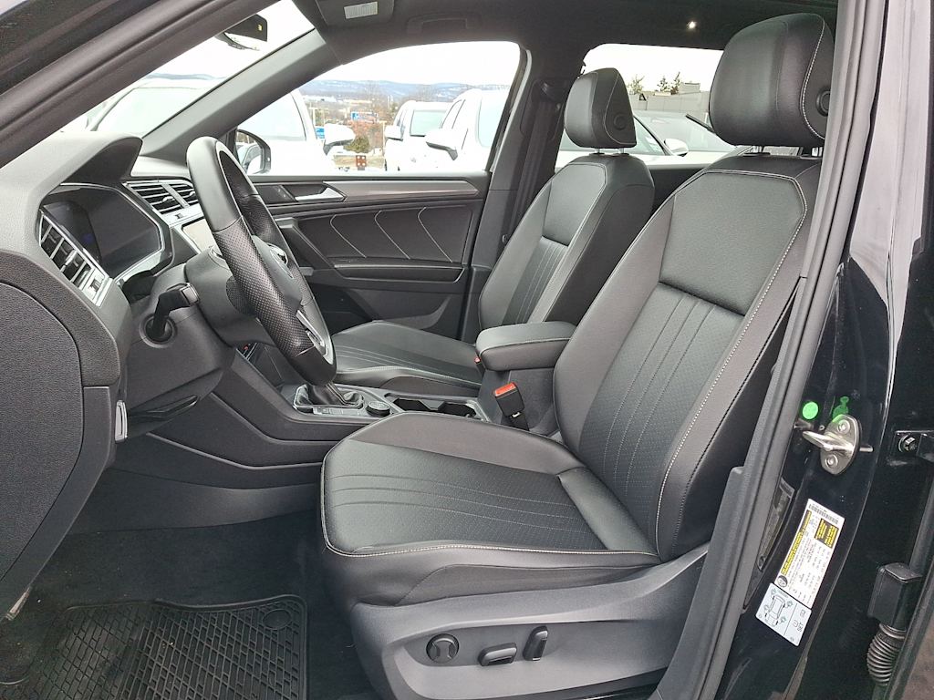 Thumbnail: 2022 Volkswagen Tiguan - 7