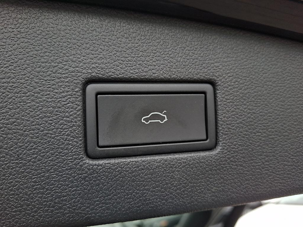 Thumbnail: 2022 Volkswagen Tiguan - 28