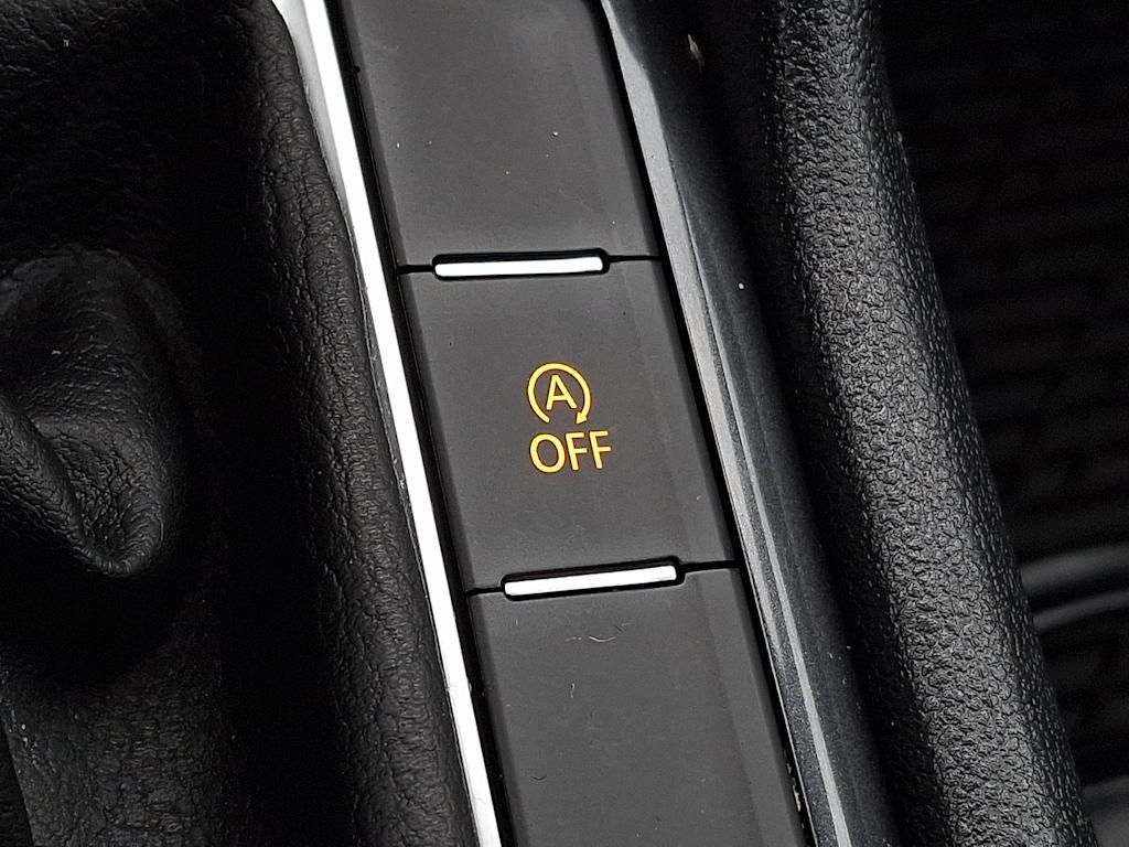 Thumbnail: 2022 Volkswagen Tiguan - 26