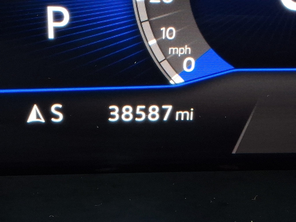 Thumbnail: 2022 Volkswagen Tiguan - 11