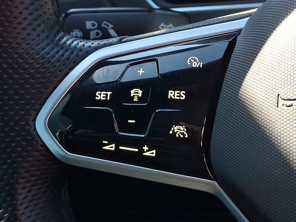 2022 Volkswagen Tiguan SE R-Line Black 21