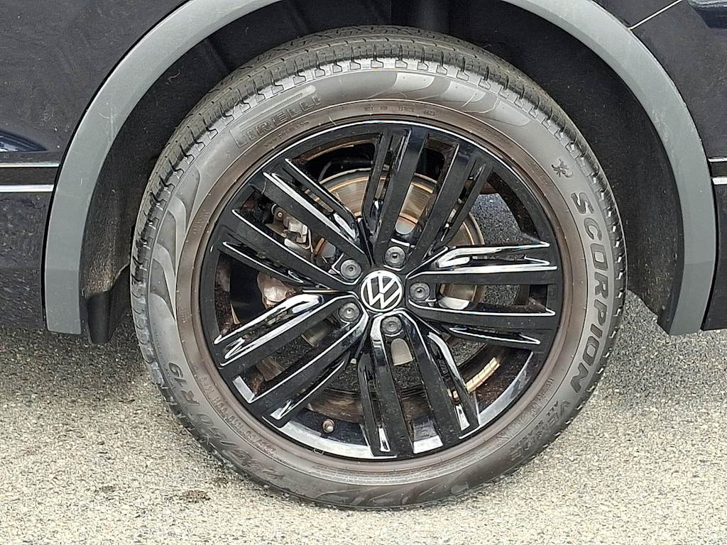 Thumbnail: 2022 Volkswagen Tiguan - 6