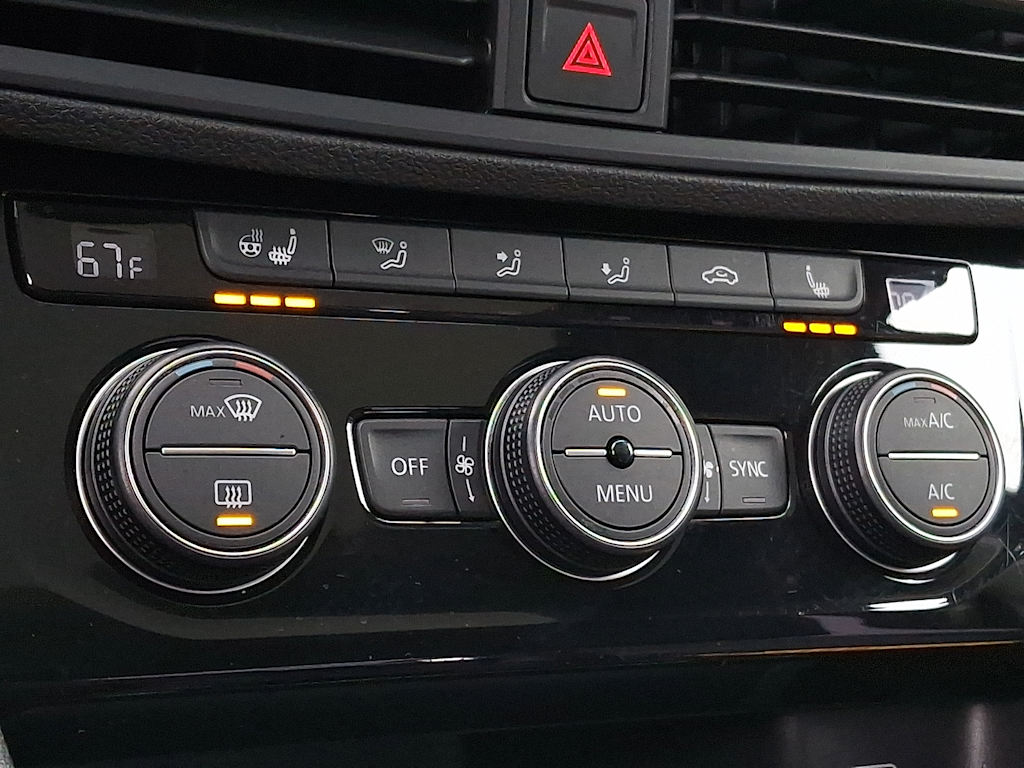 Thumbnail: 2019 Volkswagen Jetta - 19
