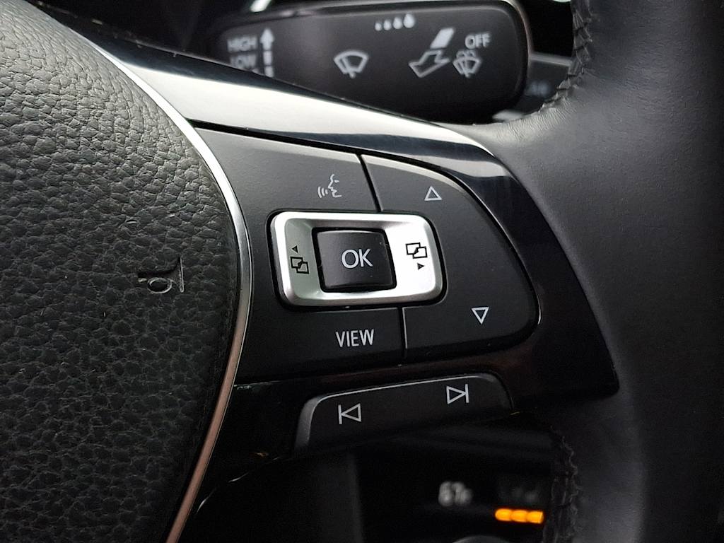Thumbnail: 2019 Volkswagen Jetta - 22