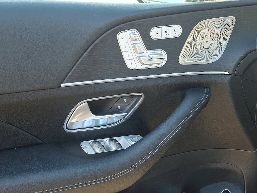 Thumbnail: 2025 Mercedes-Benz GLS - 14