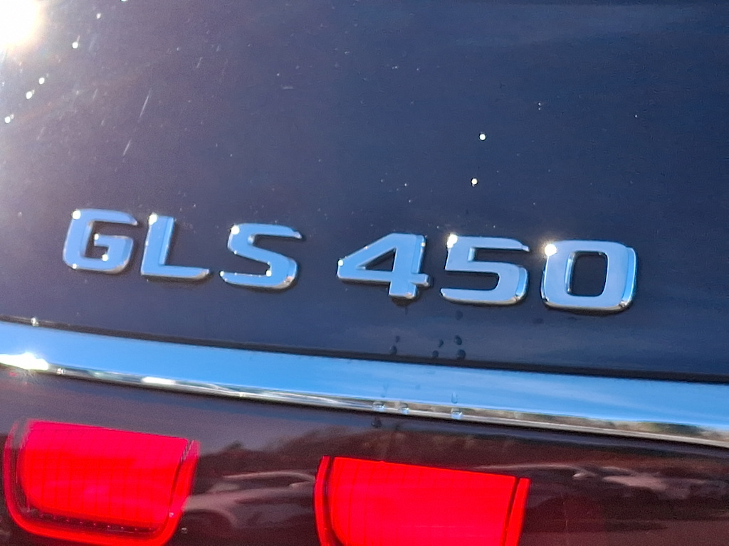 Thumbnail: 2025 Mercedes-Benz GLS - 28