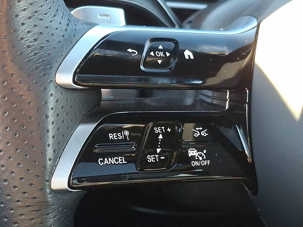 Thumbnail: 2025 Mercedes-Benz GLS - 19