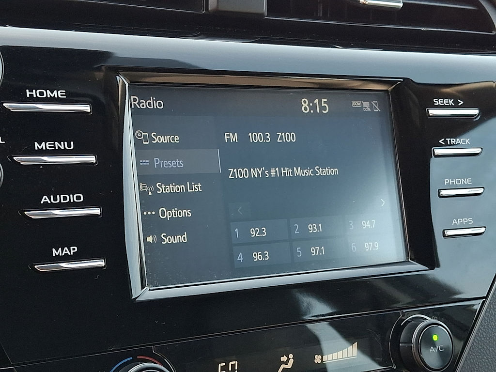 Thumbnail: 2019 Toyota Camry - 18