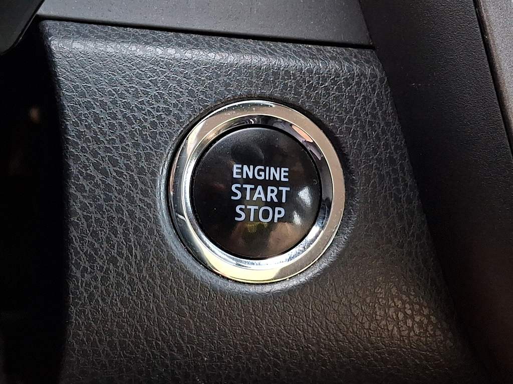Thumbnail: 2019 Toyota Camry - 25