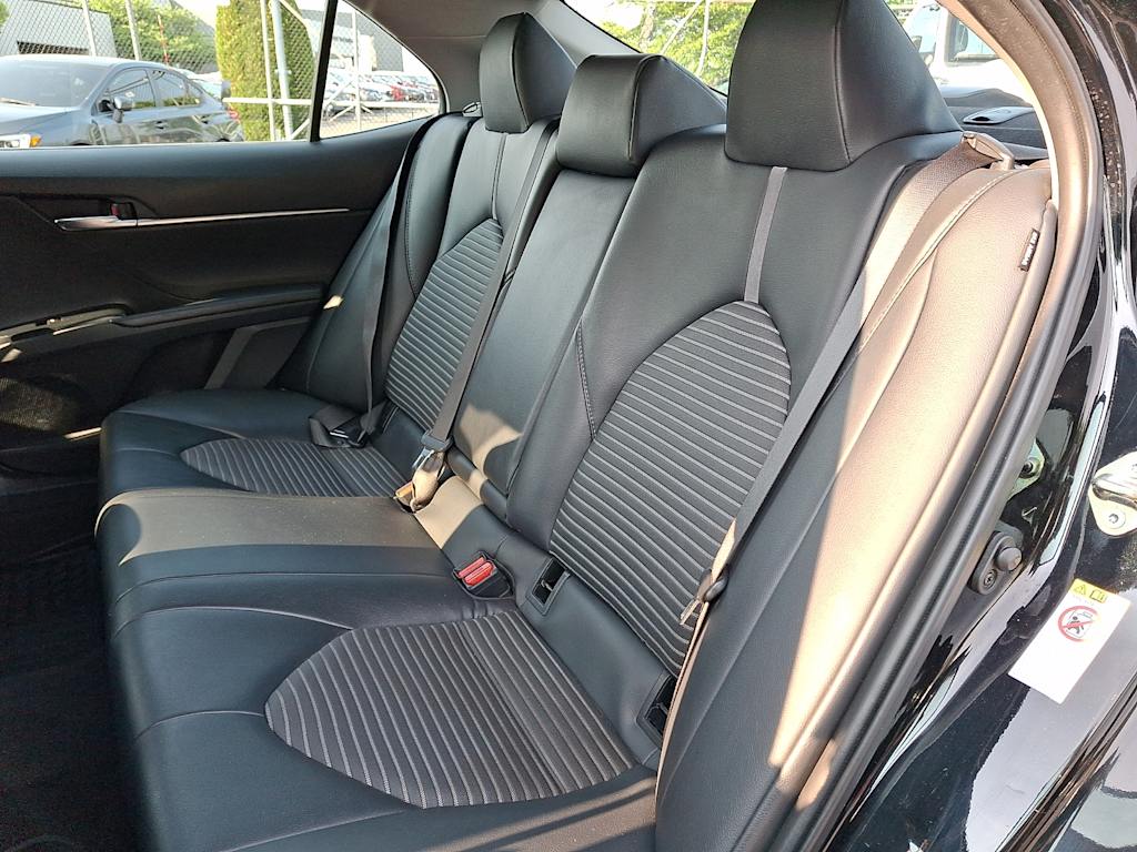 Thumbnail: 2019 Toyota Camry - 7