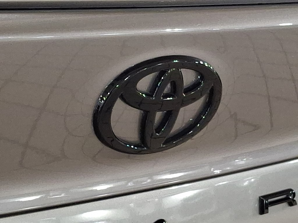 Thumbnail: 2025 Toyota Camry - 30