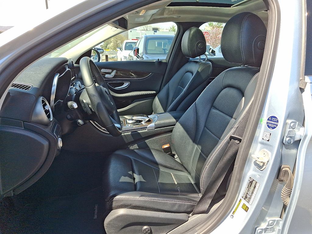 2016 Mercedes-Benz C-Class C 300 7