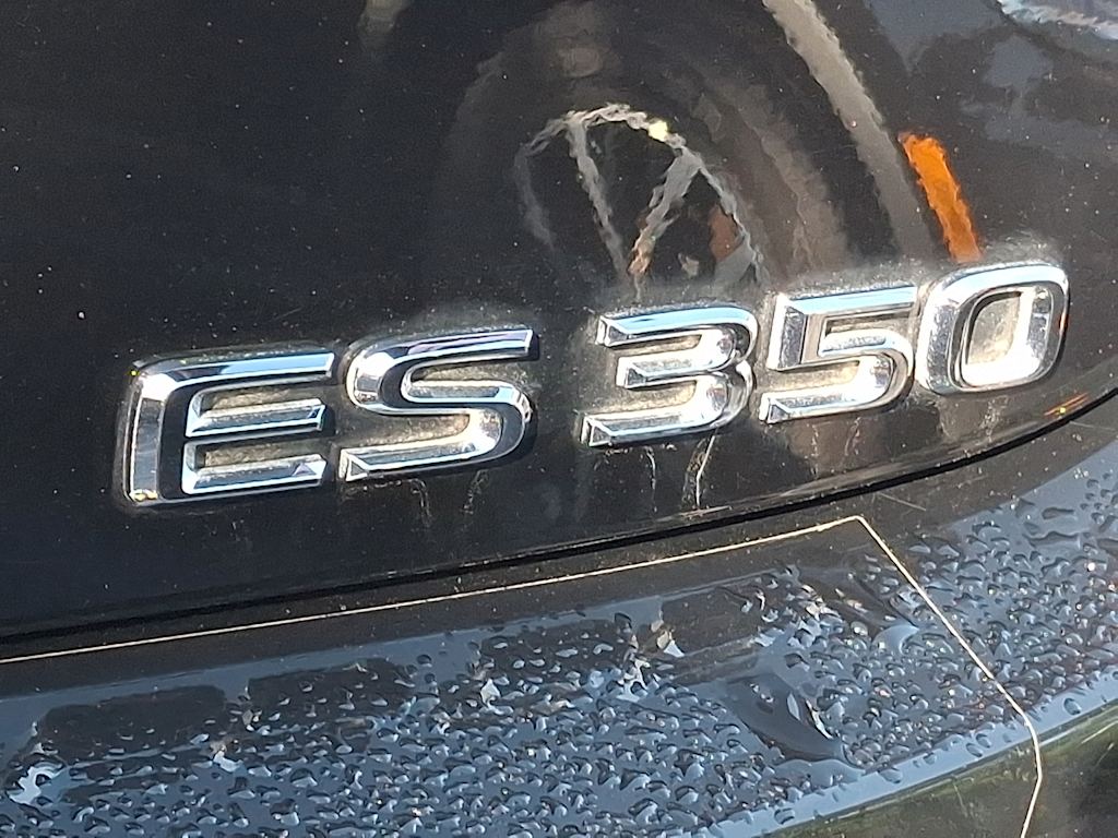Thumbnail: 2019 Lexus ES - 5