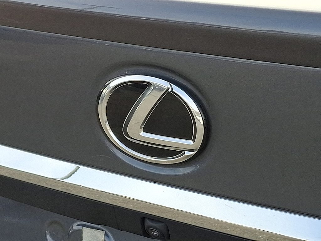 Thumbnail: 2024 Lexus ES - 29