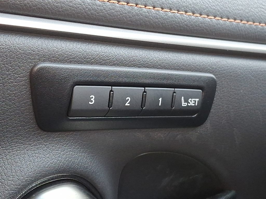 Thumbnail: 2024 Lexus ES - 27