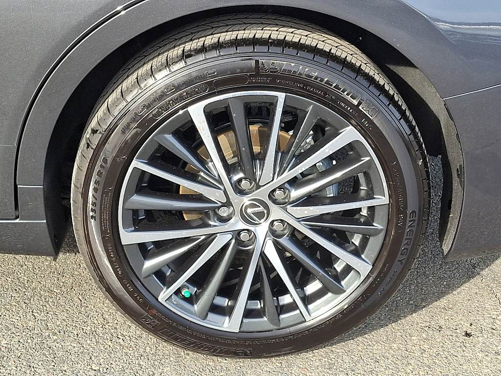 Thumbnail: 2024 Lexus ES - 6