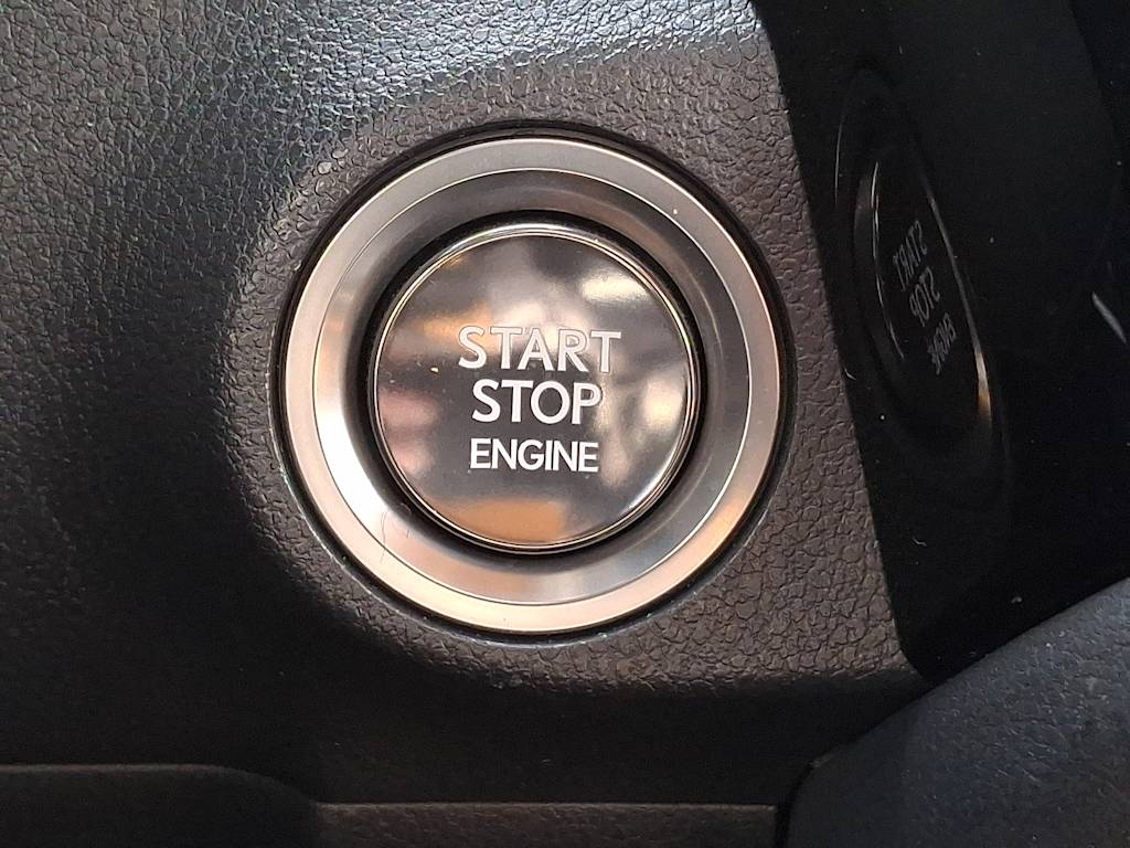 Thumbnail: 2024 Lexus ES - 25