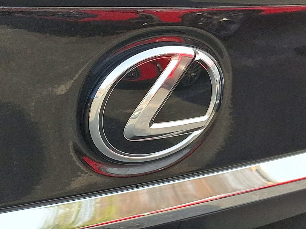 Thumbnail: 2024 Lexus ES - 29