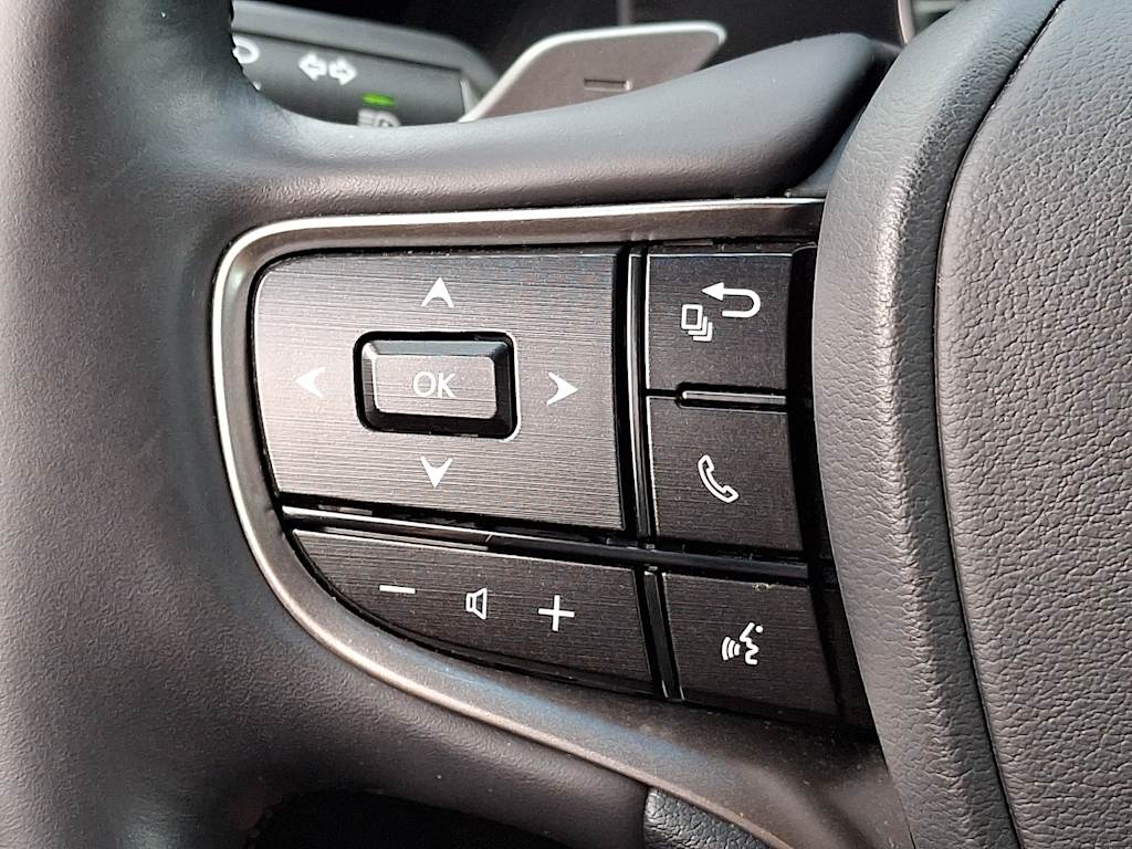 2023 Lexus ES 350 - Photo 22