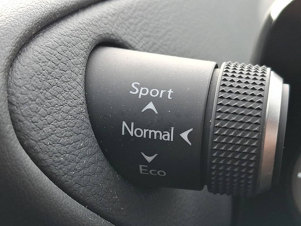 Thumbnail: 2023 Lexus ES - 27