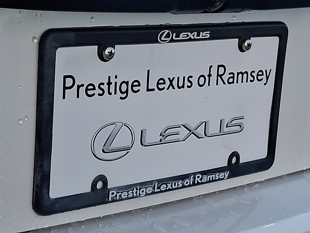 Thumbnail: 2024 Lexus ES - 30