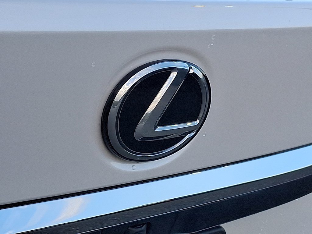 Thumbnail: 2024 Lexus ES - 29