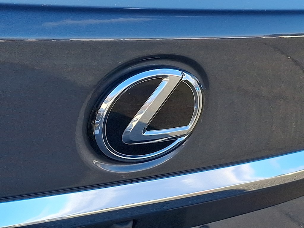 Thumbnail: 2024 Lexus ES - 27