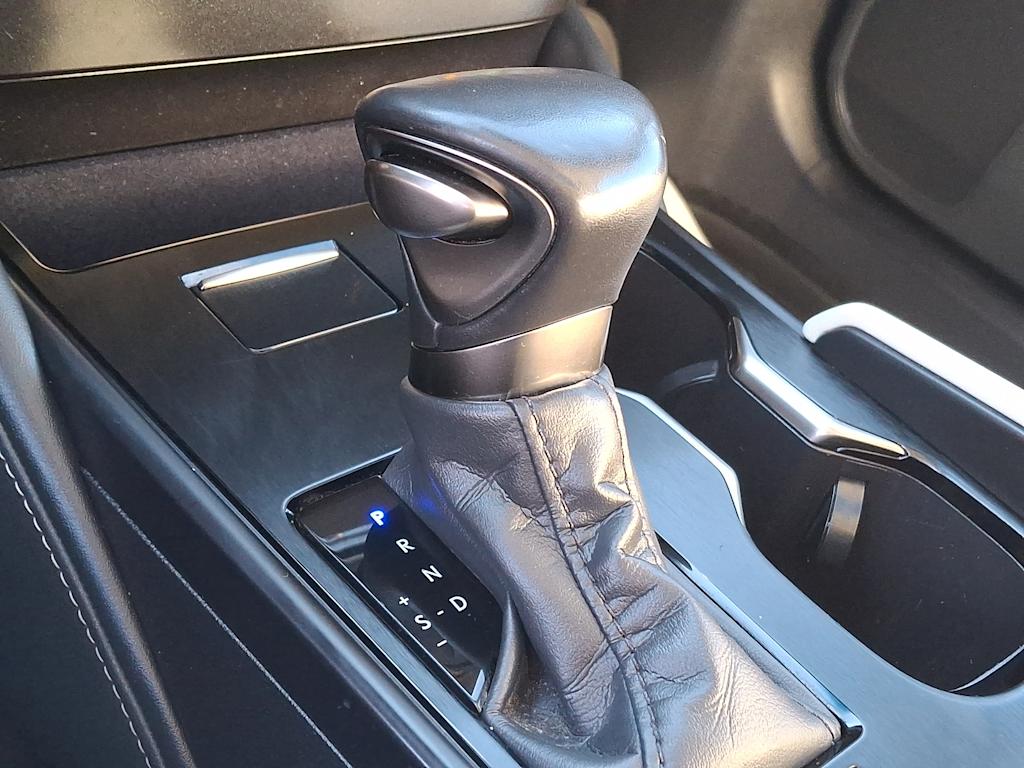 Thumbnail: 2024 Lexus ES - 8