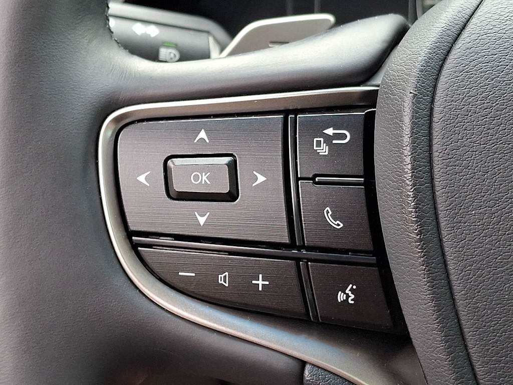 Thumbnail: 2024 Lexus ES - 22