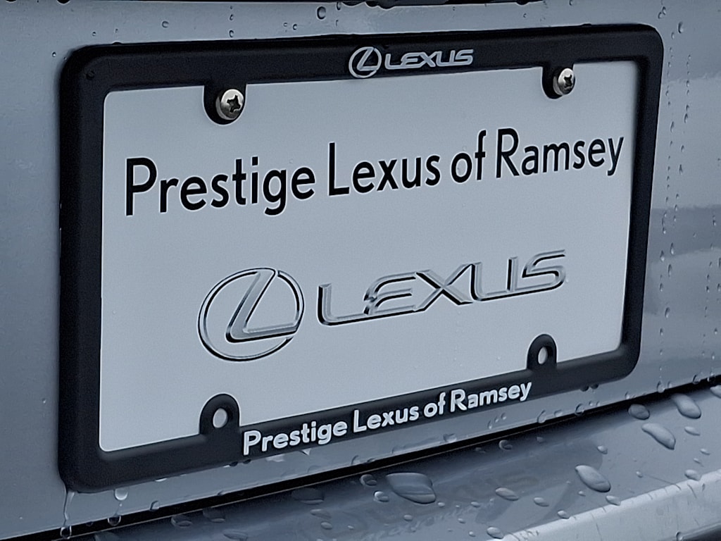 Thumbnail: 2024 Lexus ES - 30