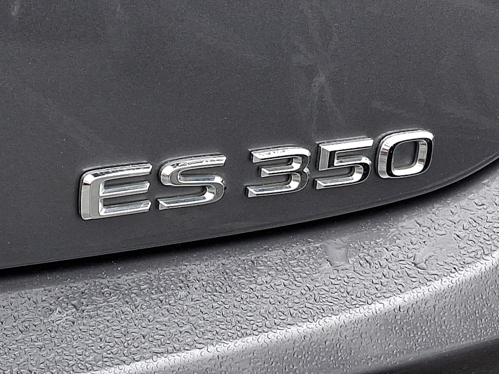 Thumbnail: 2020 Lexus ES - 5